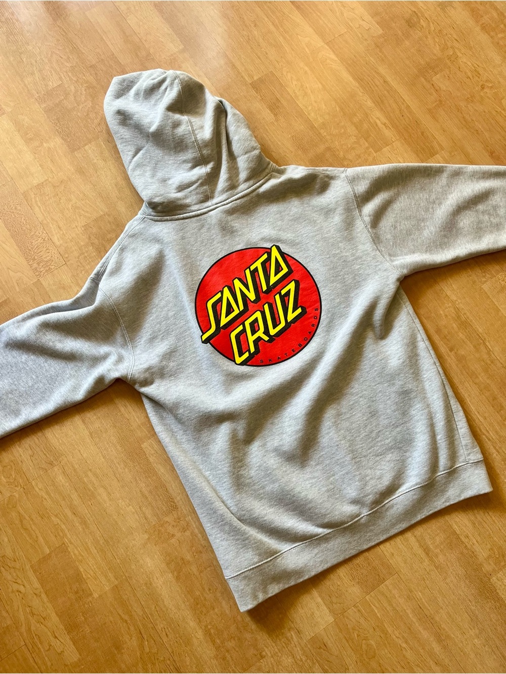 Santa Cruz Skateboards Men’s Light Gray Hoodie